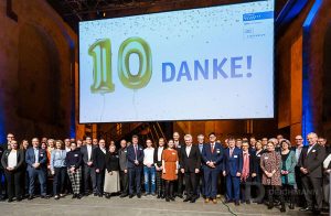 2010_Deutschland-Stipendium-Universitat-Duisburg-Essen_DEICHMANN-Stiftung-300x196